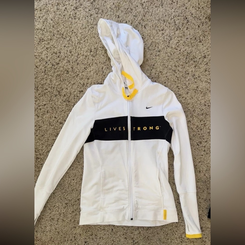 NWOT- Nike jacket white